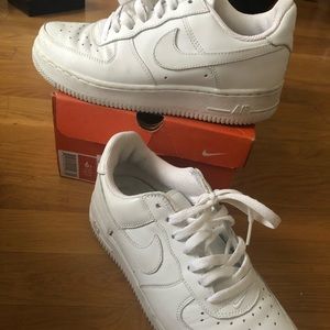 Air Force on sneaker all white